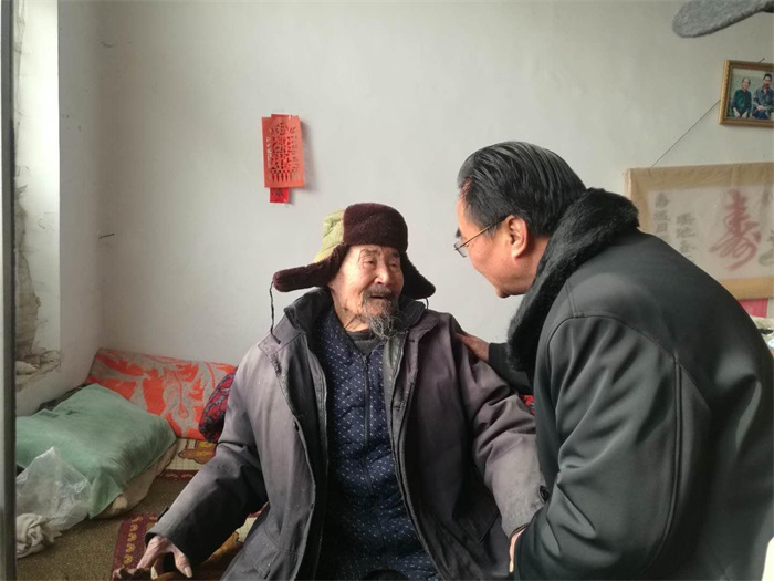 人口自然动态_读我国人口动态变化图,回答1 3题 1.在a b c d四个字母中,示意我国(3)