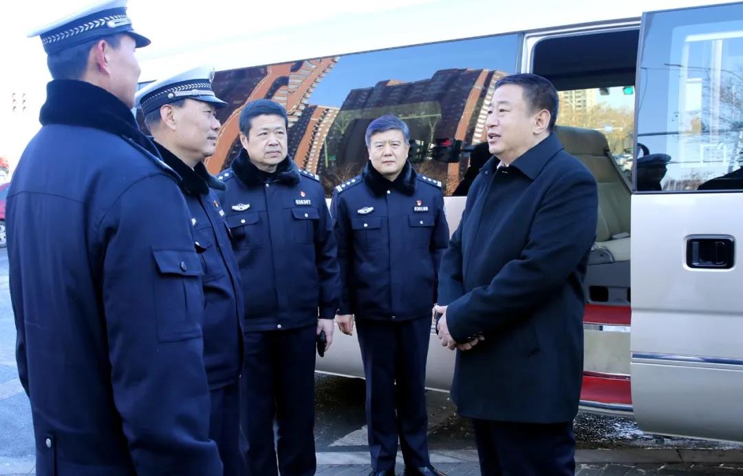 刘启明同志督导检查元旦安保维稳工作并看望慰问值班执勤民警