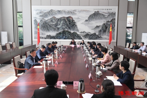 马晓磊在“关于进一步加强我市志愿服务队伍建设的建议”重点提案督办协商座谈会上强调