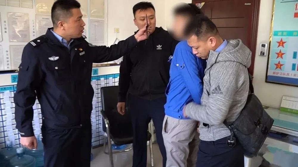 2017年10月以来,聂勇团伙成员借助聂勇刑满释放人员的恶名,在淄川区